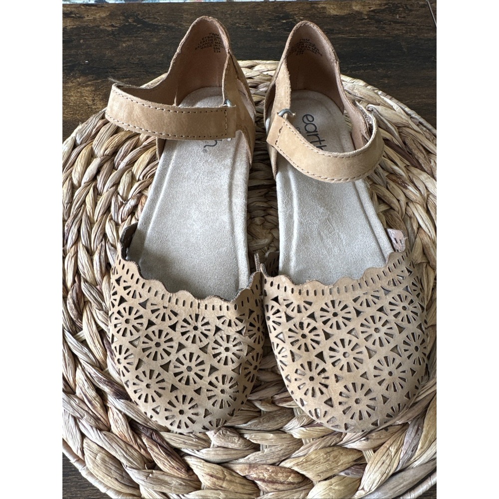 Earth Women's Bronnie Sandals Cognac 7.5 Comfort Mary Jane